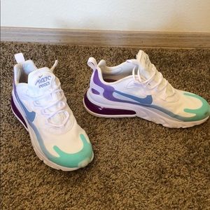 Nike Air 270 React - Women’s 7.5